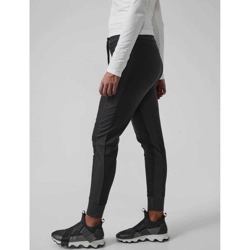 Athleta Headland Hybrid Mid Rise Jogger Black Women's Size 10 Athleisure Travel - Picture 4 of 14